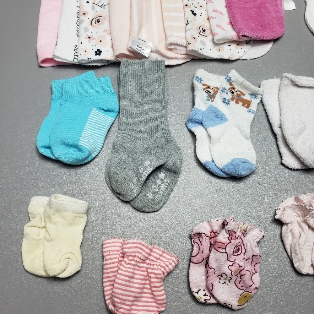 baby girls bundle of 20, wash cloths, socks and mittens
